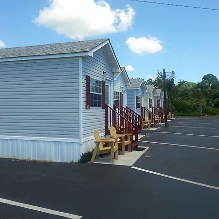 Carters Motel And Mobile Home Village Еджуотър Екстериор снимка