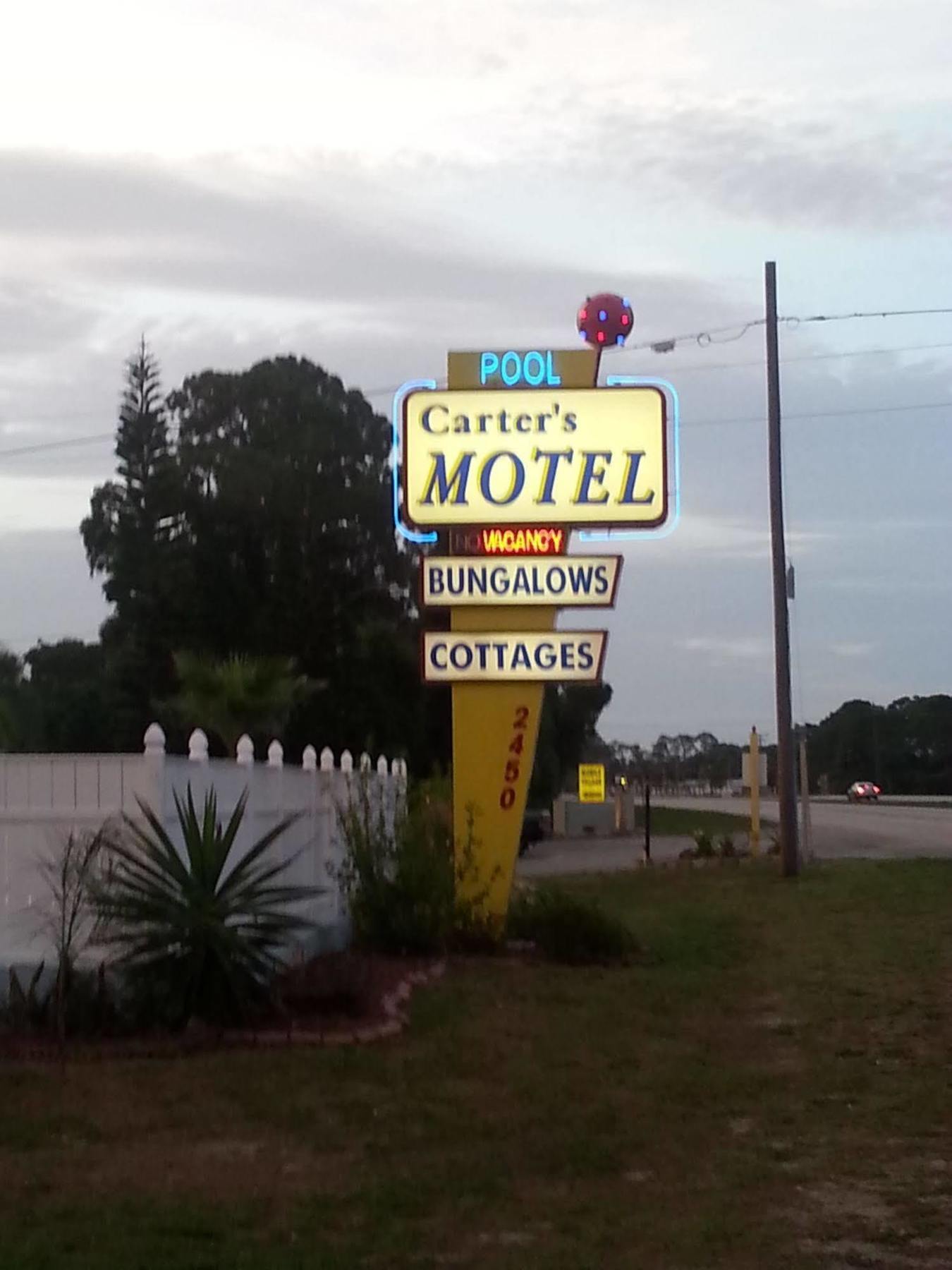 Carters Motel And Mobile Home Village Еджуотър Екстериор снимка