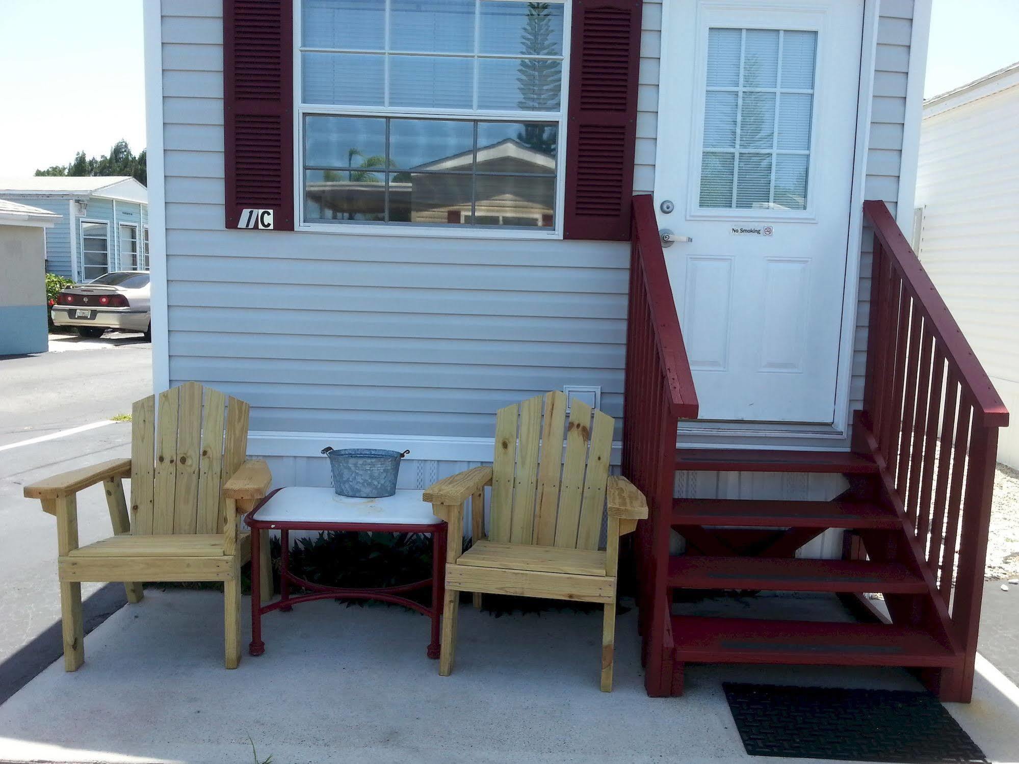 Carters Motel And Mobile Home Village Еджуотър Екстериор снимка