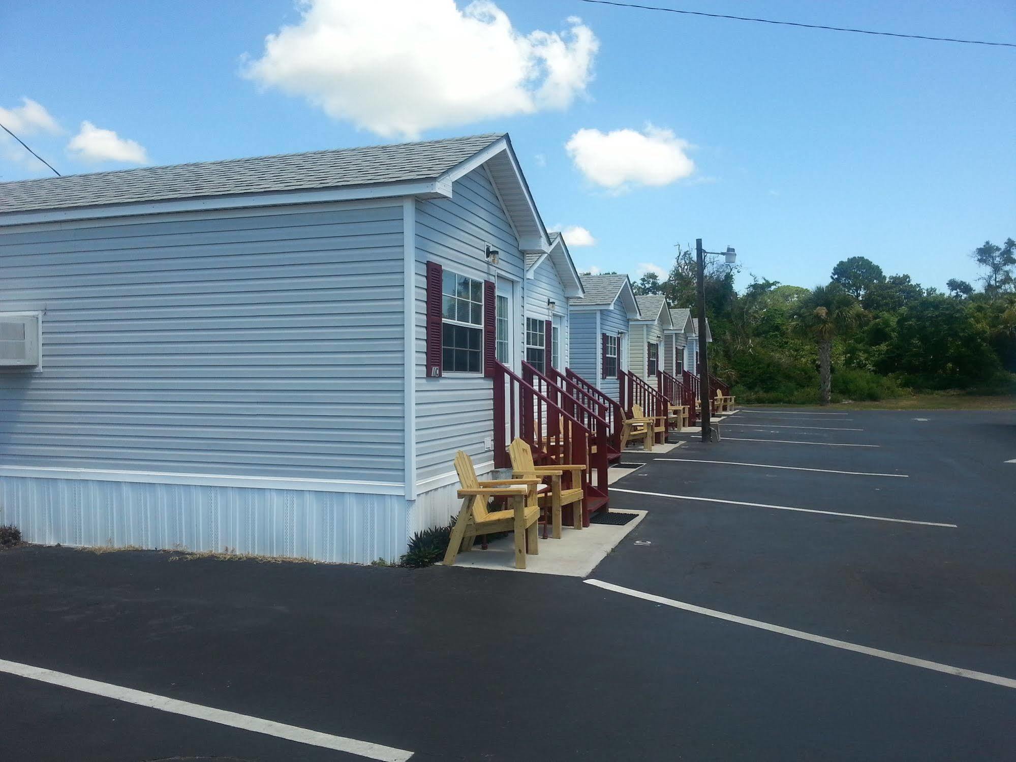 Carters Motel And Mobile Home Village Еджуотър Екстериор снимка